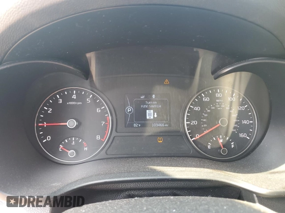 2018 Kia Optima LX z VIN KNAGT4L3XJ5217205, wystawiony jako Copart lot #58504425 z przebiegiem 103 466 mil mil oraz Szkoda całkowita • Salvage title. Historia ofert i sprzedaży dostępna na DreamBid. Obrazek 9.