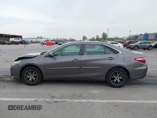 2015 Toyota Camry XLE with VIN 4T4BF1FK5FR483736, listed as a IAAI auction lot 41933106 with 104,468 mi miles. Bid and sale history available at carsss.com. Image 14.