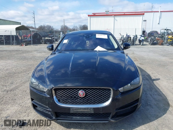 2019 Jaguar XE 25t with VIN SAJAR4FX2KCP52632, listed as a IAAI auction lot 41585317 with 1 mi miles. Bid and sale history available at carsss.com. Image 11.