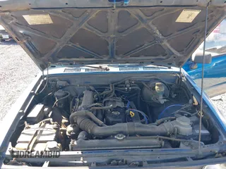 1994 Toyota Pickup z VIN 4TARN81A8RZ196014, wystawiony jako IAAI lot #42356847 z przebiegiem 165 291 mil mil oraz . Historia ofert i sprzedaży dostępna na DreamBid. Obrazek 10.