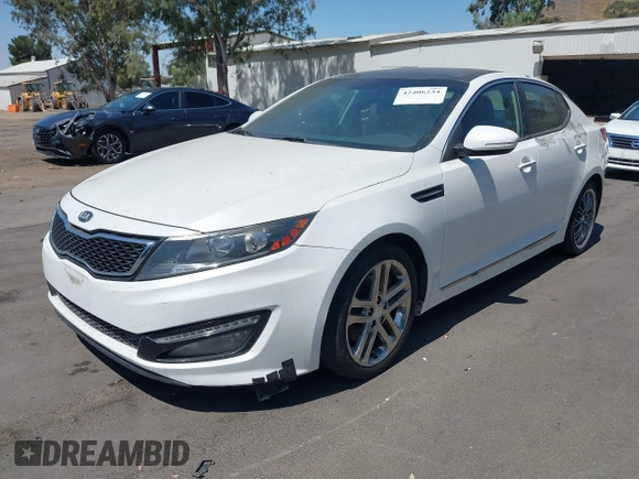 2013 Kia Optima SX with VIN 5XXGR4A64DG239506, listed as a IAAI auction lot 42406234 with 158,626 mi miles and . Bid and sale history available at DreamBid. Image 2.
