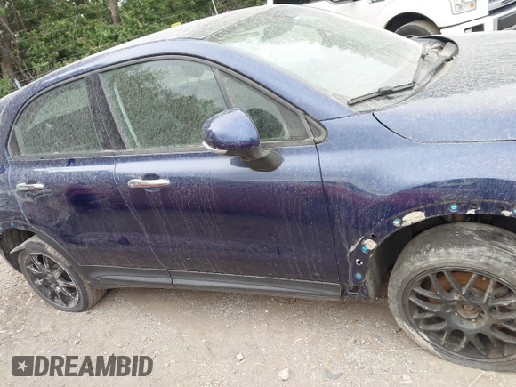 2017 FIAT 500X Pop z VIN ZFBCFYAB8HP535996, wystawiony jako IAAI lot #42234432 z przebiegiem 103 669 mil mil oraz . Historia ofert i sprzedaży dostępna na DreamBid. Obrazek 13.
