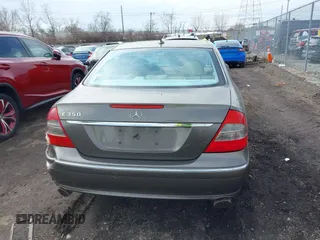 2008 Mercedes-Benz E 350 Luxury z VIN WDBUF56X88B227792, wystawiony jako IAAI lot #41652254 z przebiegiem 117 976 mil mil oraz . Historia ofert i sprzedaży dostępna na DreamBid. Obrazek 16.