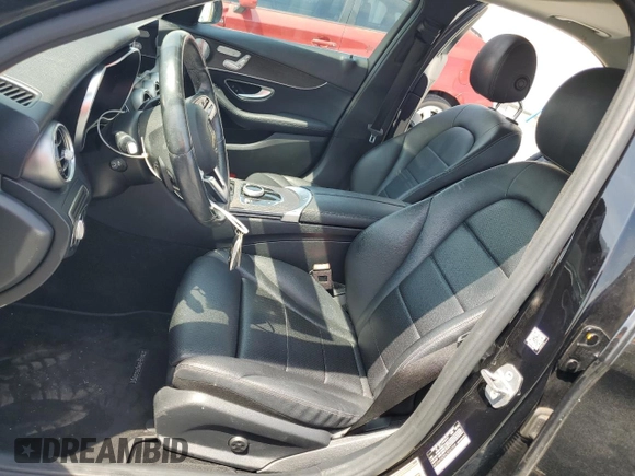 2020 Mercedes-Benz C 300 z VIN WDDWF8EBXLR531004, wystawiony jako Copart lot #57666365 z przebiegiem 113 943 mil mil oraz Czysty tytuł • Clean title. Historia ofert i sprzedaży dostępna na DreamBid. Obrazek 7.