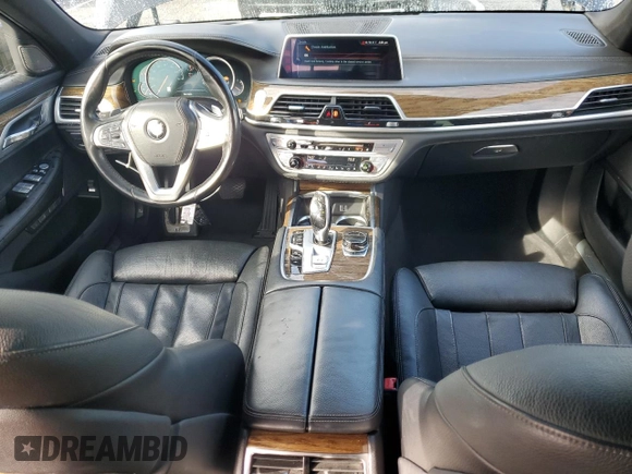 2017 BMW 7 Series 740i with VIN WBA7E2C59HG739693, listed as a Copart auction lot 42599835 with 90,061 mi miles and Salvage Title. Bid and sale history available at carsss.com. Image 8.