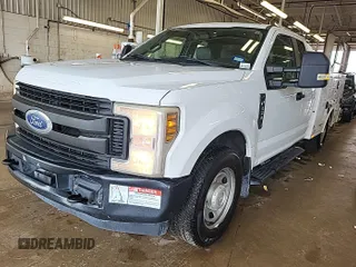 2019 Ford F-350 XL with VIN 1FD7X3A68KEG78527, listed as a IAAI auction lot 42726904 with 145,652 mi miles and . Bid and sale history available at DreamBid. Image 1.