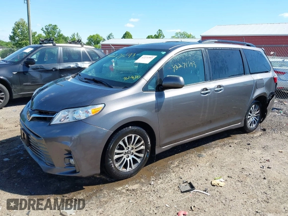 2018 Toyota Sienna XLE Auto Access Seat with VIN 5TDYZ3DC9JS921680, listed as a IAAI auction lot 42271593 with 141,417 mi miles and . Bid and sale history available at DreamBid. Image 2.