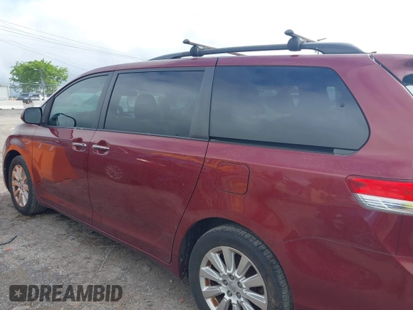 2014 Toyota Sienna Limited с VIN 5TDDK3DC8ES076877, выставлен на аукционе IAAI как лот 42262241 с пробегом 215 928 миль миль и . История ставок и продаж доступна на DreamBid. Изображение 14.