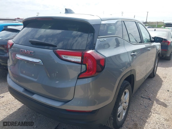 2024 GMC Terrain SLE with VIN 3GKALMEGXRL249516, listed as a IAAI auction lot 41894971 with 39,111 mi miles. Bid and sale history available at carsss.com. Image 4.