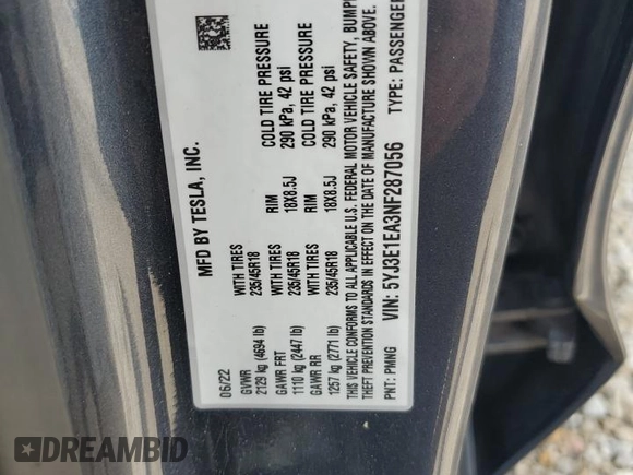 2022 Tesla Model 3 z VIN 5YJ3E1EA3NF287056, wystawiony jako Copart lot #58954225 z przebiegiem 132 196 mil mil oraz Czysty tytuł • Clean title. Historia ofert i sprzedaży dostępna na DreamBid. Obrazek 12.