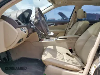 2009 Mercedes-Benz C 300 Sport with VIN WDDGF54X79F266942, listed as a Copart auction lot 61932745 with 190,447 mi miles and Salvage title. Bid and sale history available at DreamBid. Image 7.