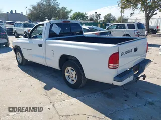 2001 Dodge Dakota with VIN 1B7FL26X71S161985, listed as a IAAI auction lot 41697721 with 218,168 mi miles. Bid and sale history available at carsss.com. Image 3.