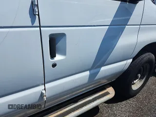 2014 Ford Econoline Cargo Commercial with VIN 1FTNE2EW0EDA53278, listed as a IAAI auction lot 42854412 with 188,803 mi miles and . Bid and sale history available at DreamBid. Image 18.