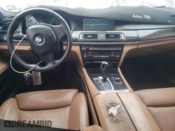 2011 BMW 7 Series 750i with VIN WBAKA8C5XBCY37073, listed as a Copart auction lot 76238914 with 129,493 mi miles and Clean title. Bid and sale history available at DreamBid. Image 8.
