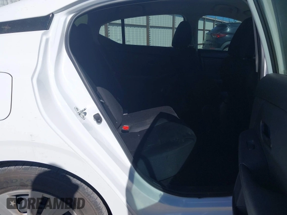 2024 Nissan Sentra S z VIN 3N1AB8BV4RY249039, wystawiony jako IAAI lot #41792114 z przebiegiem 37 413 mil mil oraz . Historia ofert i sprzedaży dostępna na DreamBid. Obrazek 8.