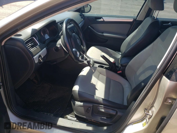 2013 Volkswagen Jetta Hybrid SE с VIN 3VW637AJ3DM238328, выставлен на аукционе Copart как лот 56854715 с пробегом 146 145 миль миль и Списание • Salvage title. История ставок и продаж доступна на DreamBid. Изображение 7.