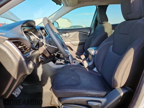 2020 Jeep Cherokee Latitude with VIN 1C4PJLCB8LD547458, listed as a Copart auction lot 60743855 with 93,567 mi miles and Clean title. Bid and sale history available at DreamBid. Image 7.