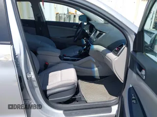 2018 Hyundai Tucson SEL with VIN KM8J3CA42JU736314, listed as a IAAI auction lot 40104931 with 68,677 mi miles and . Bid and sale history available at DreamBid. Image 5.