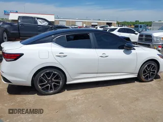 2024 Nissan Sentra SR z VIN 3N1AB8DV5RY286078, wystawiony jako IAAI lot #42254814 z przebiegiem 29 644 mil mil oraz . Historia ofert i sprzedaży dostępna na DreamBid. Obrazek 13.