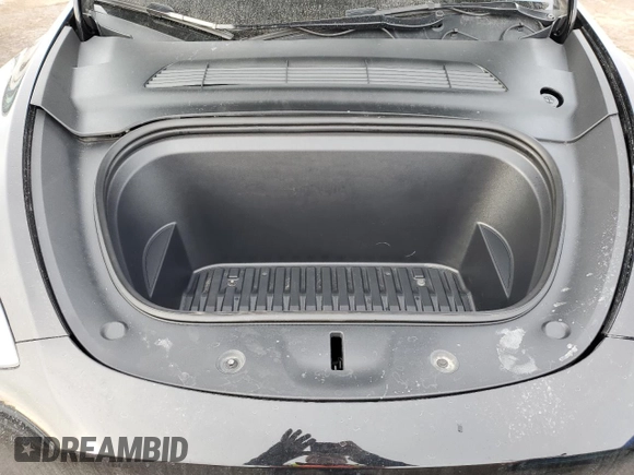 2022 Tesla Model Y Performance z VIN 7SAYGDEF5NF512464, wystawiony jako Copart lot #46337165 z przebiegiem 74 761 mil mil oraz Szkoda całkowita • Salvage title. Historia ofert i sprzedaży dostępna na DreamBid. Obrazek 11.