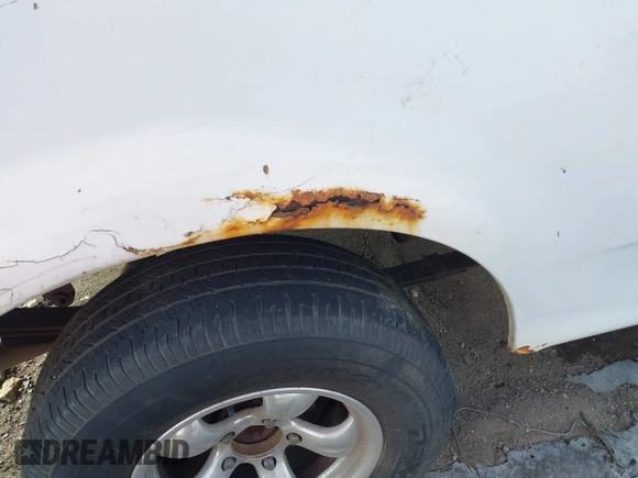 2001 Ford F-150 XL with VIN 3FTZF17241MA13884, listed as a IAAI auction lot 41406411 with Not provided miles and . Bid and sale history available at DreamBid. Image 6.