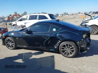 2018 Toyota 86 GT with VIN JF1ZNAE15J8700301, listed as a IAAI auction lot 41646899 with 74,587 mi miles. Bid and sale history available at carsss.com. Image 15.