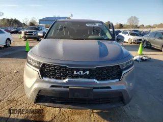 2022 Kia Sorento LX with VIN 5XYRG4LC7NG110299, listed as a Copart auction lot 46897045 with 28,587 mi miles and Non Repairable. Bid and sale history available at carsss.com. Image 5.