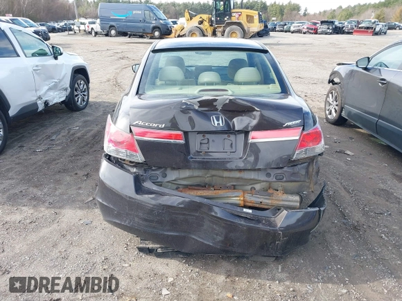 2011 Honda Accord LX z VIN 1HGCP2F33BA015323, wystawiony jako IAAI lot #41822386 z przebiegiem 154 916 mil mil oraz . Historia ofert i sprzedaży dostępna na DreamBid. Obrazek 16.