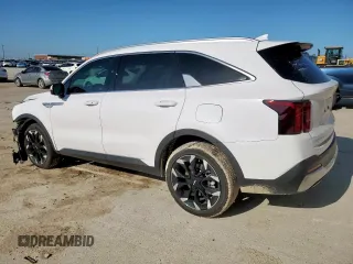 2025 Kia Sorento EX z VIN 5XYRH4JF8SG351780, wystawiony jako Copart lot #52129535 z przebiegiem 1 303 mil mil oraz Szkoda całkowita • Salvage title. Historia ofert i sprzedaży dostępna na DreamBid. Obrazek 2.