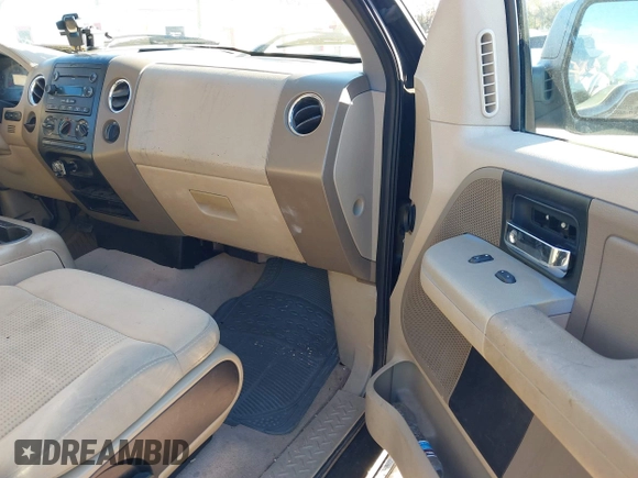 2008 Ford F-150 STX with VIN 1FTRX12W38KB20188, listed as a IAAI auction lot 40991123 with 184,738 mi miles and . Bid and sale history available at carsss.com. Image 5.