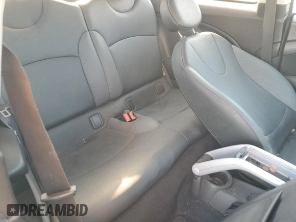 2008 MINI Hardtop with VIN WMWMF33558TT65502, listed as a Copart auction lot 88043725 with 117,241 mi miles and Salvage Title. Bid and sale history available at DreamBid. Image 10.