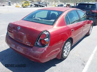 2006 Nissan Altima 2.5 S with VIN 1N4AL11D86N388244, listed as a IAAI auction lot 42012846 with 281,207 mi miles. Bid and sale history available at carsss.com. Image 4.
