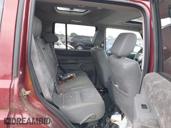 2007 Jeep Commander Sport с VIN 1J8HG48P97C599005, выставлен на аукционе IAAI как лот 42269399 с пробегом Не указан миль и . История ставок и продаж доступна на DreamBid. Изображение 8.