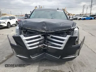 2019 Cadillac Escalade Luxury z VIN 1GYS4BKJXKR332356, wystawiony jako Copart lot #51145745 z przebiegiem 117 398 mil mil oraz Szkody całkowita. Historia ofert i sprzedaży dostępna na DreamBid. Obrazek 5.