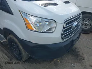 2019 Ford Transit с VIN 1FTYR1YM2KKB01764, выставлен на аукционе IAAI как лот 42712451 с пробегом 193 660 миль миль и . История ставок и продаж доступна на DreamBid. Изображение 6.