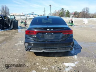 2022 Kia Forte LXS with VIN 3KPF24AD6NE424973, listed as a IAAI auction lot 41845140 with 49,917 mi miles and . Bid and sale history available at DreamBid. Image 16.