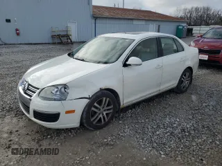 2005 Volkswagen Jetta 2.5L with VIN 3VWSF71K95M635302, listed as a Copart auction lot 58526935 with 125,829 mi miles and Salvage title. Bid and sale history available at DreamBid. Image 1.