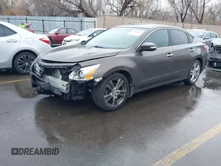 2013 Nissan Altima SV with VIN 1N4BL3AP4DC922343, listed as a IAAI auction lot 41746608 with 185,240 mi miles and . Bid and sale history available at DreamBid. Image 17.