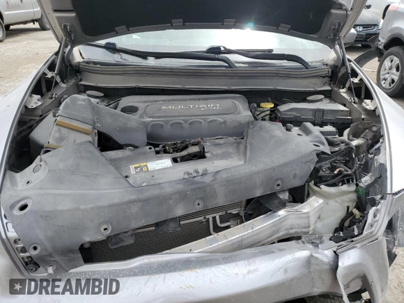 2017 Jeep Cherokee Latitude с VIN 1C4PJMCB6HD213958, выставлен на аукционе Copart как лот 53686715 с пробегом Не указан миль и Списание • Salvage title. История ставок и продаж доступна на DreamBid. Изображение 12.