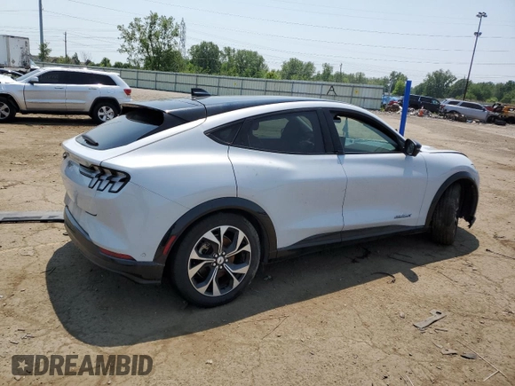 2023 Ford Mustang Mach-E Premium with VIN 3FMTK3SU9PMA61441, listed as a Copart auction lot 60675425 with 30,392 mi miles and Clean title. Bid and sale history available at DreamBid. Image 3.