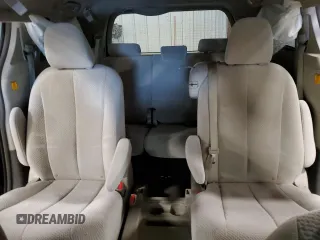 2012 Toyota Sienna LE AAS с VIN 5TDKK3DC6CS180529, выставлен на аукционе Copart как лот 55704195 с пробегом 140 470 миль миль и Чистый • Clean title. История ставок и продаж доступна на DreamBid. Изображение 10.