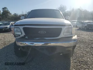 2001 Ford F-150 XL z VIN 2FTRX08LX1CB01820, wystawiony jako Copart lot #48785635 z przebiegiem 334 615 mil mil oraz Szkoda całkowita • Salvage title. Historia ofert i sprzedaży dostępna na DreamBid. Obrazek 5.