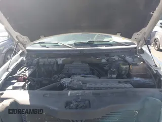 2005 Ford F-150 XLT с VIN 1FTPX14525NA15728, выставлен на аукционе IAAI как лот 42545290 с пробегом 293 695 миль миль и . История ставок и продаж доступна на DreamBid. Изображение 10.