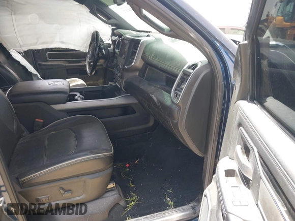 2022 Ram 2500 Laramie with VIN 3C6UR5FL1NG372673, listed as a IAAI auction lot 42247122 with 66,216 mi miles and . Bid and sale history available at DreamBid. Image 5.