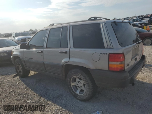 1998 Jeep Grand Cherokee Laredo with VIN 1J4GZ58S8WC301754, listed as a Copart auction lot 69698144 with 205,739 mi miles and Non Repairable. Bid and sale history available at carsss.com. Image 2.