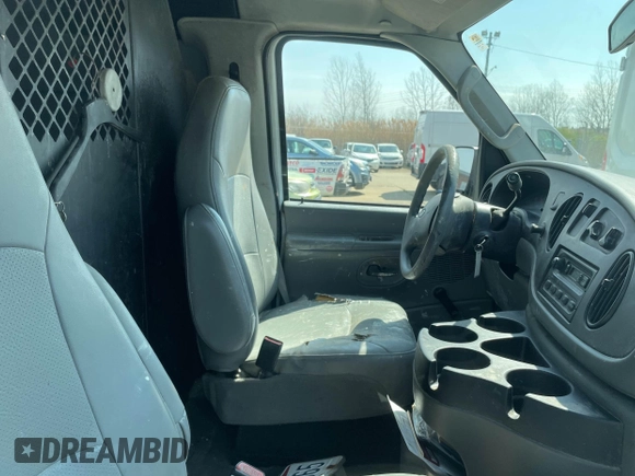 2006 Ford Econoline Cargo with VIN 1FTRE14W76HB24872, listed as a IAAI auction lot 42081212 with Not Provided miles and . Bid and sale history available at carsss.com. Image 5.