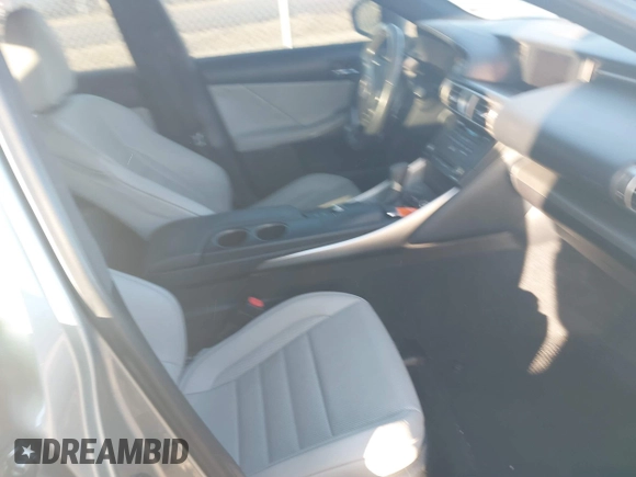 2015 Lexus IS 250 with VIN JTHCF1D2XF5029660, listed as a IAAI auction lot 41435411 with 82,600 mi miles and . Bid and sale history available at DreamBid. Image 5.