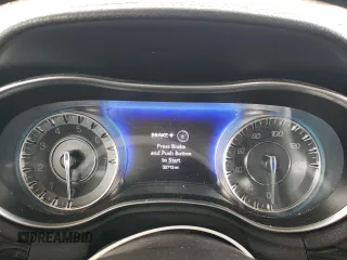 2023 Chrysler 300 Touring with VIN 2C3CCAAG3PH505949, listed as a Copart auction lot 41856245 with 32,713 mi miles and Salvage Title. Bid and sale history available at DreamBid. Image 9.