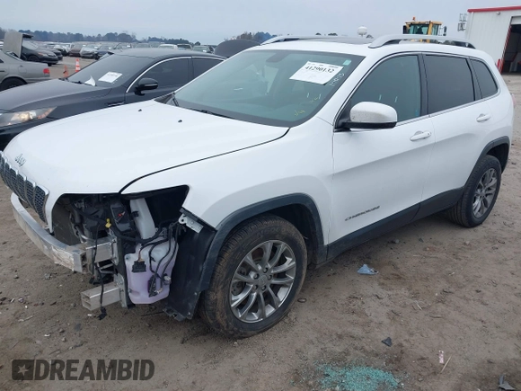 2020 Jeep Cherokee Latitude Plus with VIN 1C4PJLLB3LD543821, listed as a IAAI auction lot 41290132 with 130,137 mi miles. Bid and sale history available at carsss.com. Image 18.