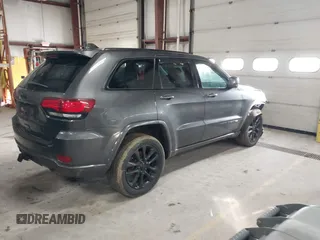 2018 Jeep Grand Cherokee Laredo E with VIN 1C4RJFAG5JC343101, listed as a IAAI auction lot 41211158 with 105,886 mi miles. Bid and sale history available at carsss.com. Image 4.